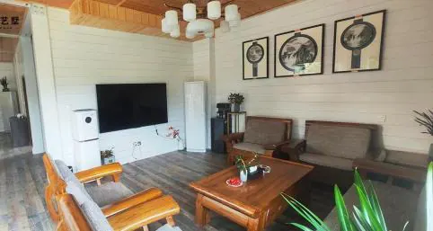 Beiliuzhuang courtyard guesthouse — view 2