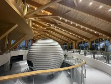 Jinhua Huxi Urban Living Room — interior atrium